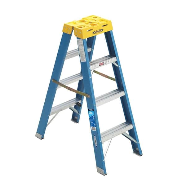 4' STEP LADDER DOUBLE SIDE