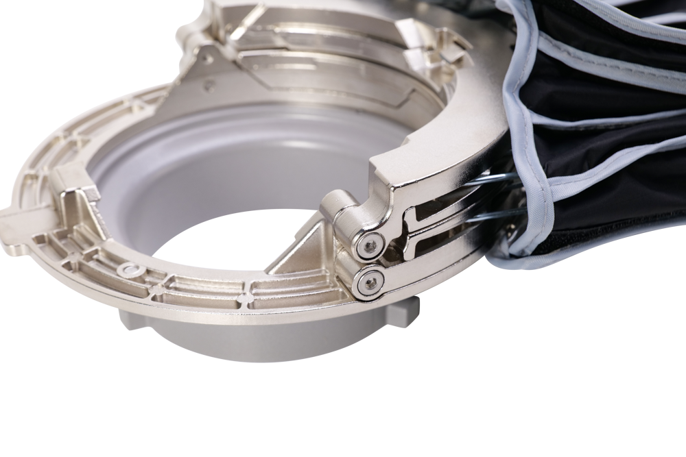 APUTURE LIGHT DOME III W/ FOLDING RING COMPLETE