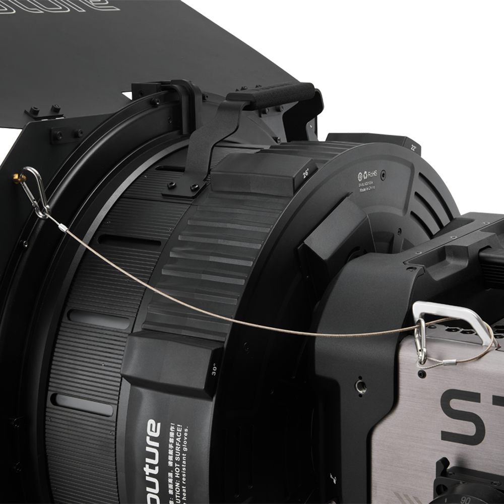 APUTURE XT52 CF16 MOTORIZED FRESNEL COMPLETE
