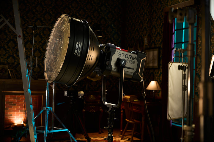 APUTURE STORM XT52 LED FIXTURE COMPLETE